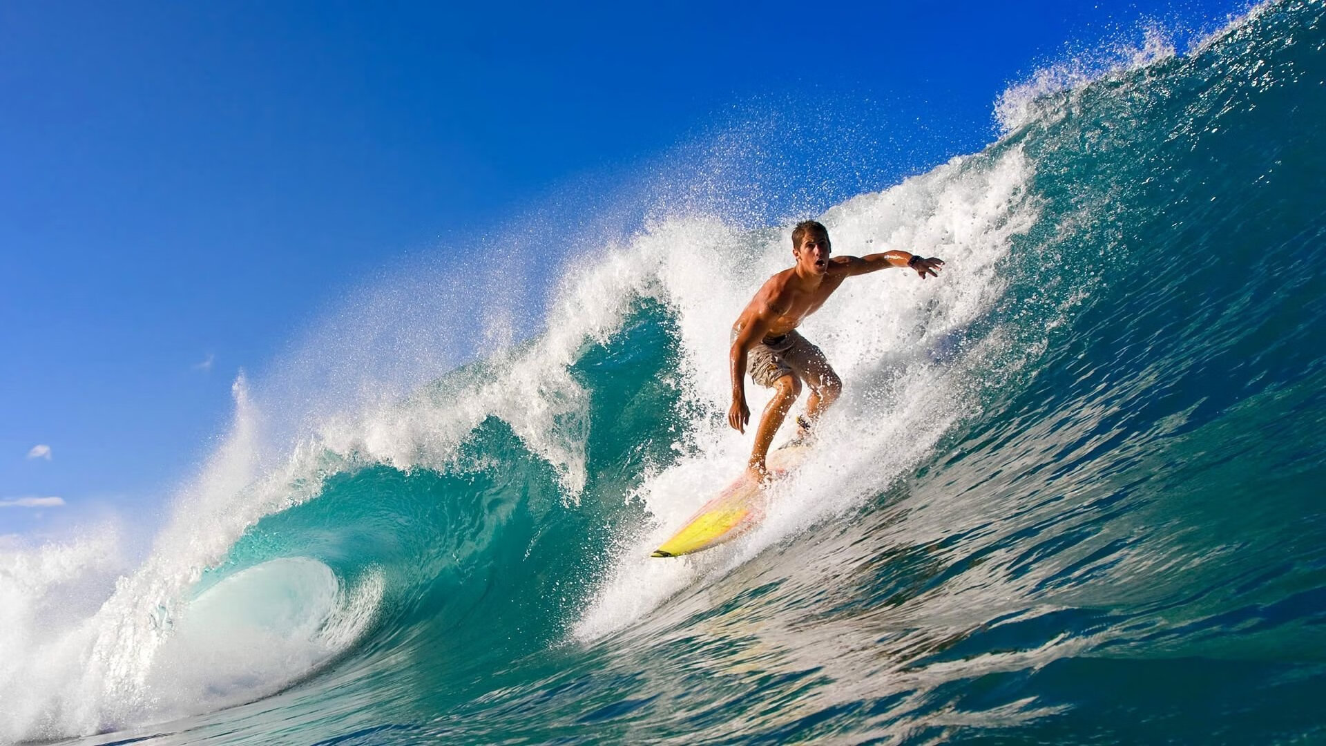 西班牙男队接力换人配合更加顺畅，西班牙男子组合
